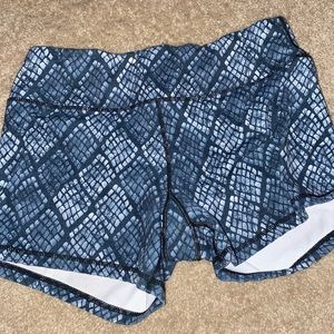 Scale Born primitive shorts